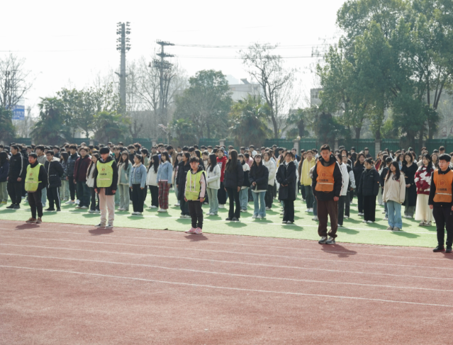 学位添加后不同区域的学生取得更加均衡